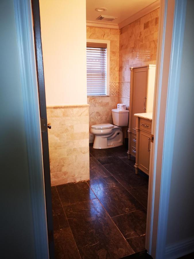 Luxury Hotel-style In Queens, Privatunterkunft New York